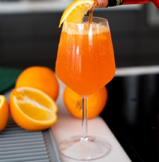 Box 6 Unidades - Taça de Vinho e Champagne ITALESSE AIR BEACH WINE LARGE Clear (em plástico Tritan)